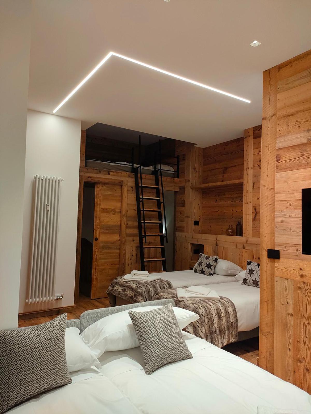 Fior Di Roccia Apartments- In Centro Cervinia, Sauna Privata, Matterhorn Dream Breuil-Cervinia Bagian luar foto
