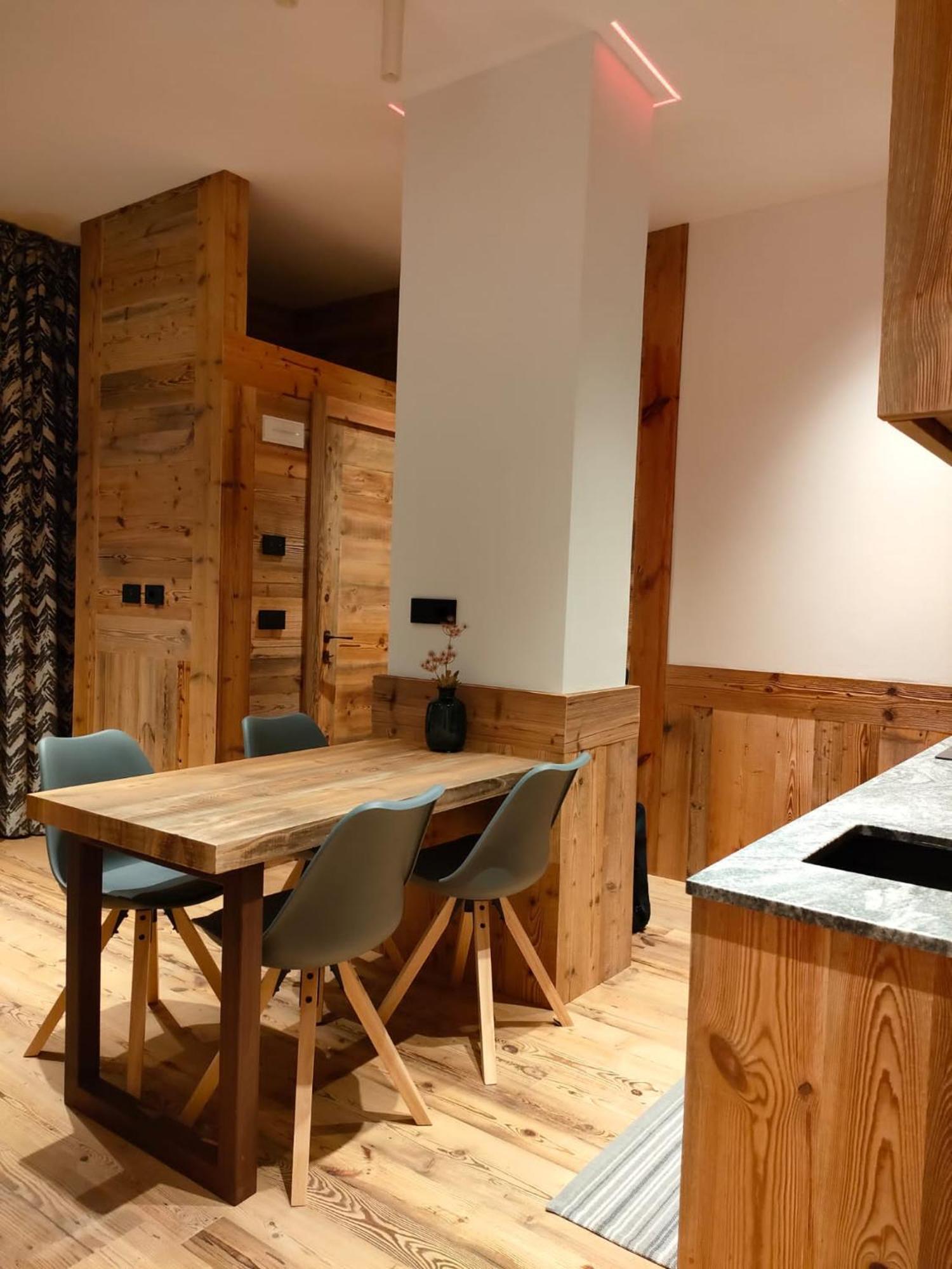 Fior Di Roccia Apartments- In Centro Cervinia, Sauna Privata, Matterhorn Dream Breuil-Cervinia Bagian luar foto