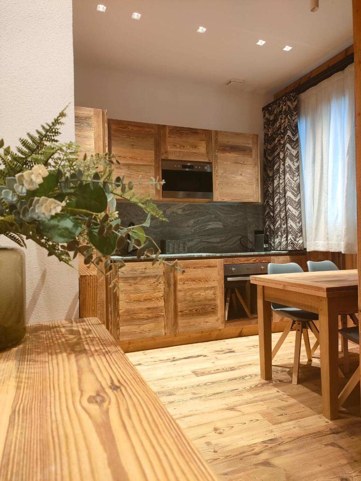 Fior Di Roccia Apartments- In Centro Cervinia, Sauna Privata, Matterhorn Dream Breuil-Cervinia Bagian luar foto